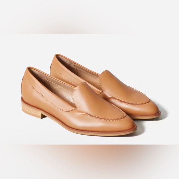 Everlane Shoes - Everlane Camel The Modern Loafer Made in Italy Almond Toe Office Shoe Size 8.5